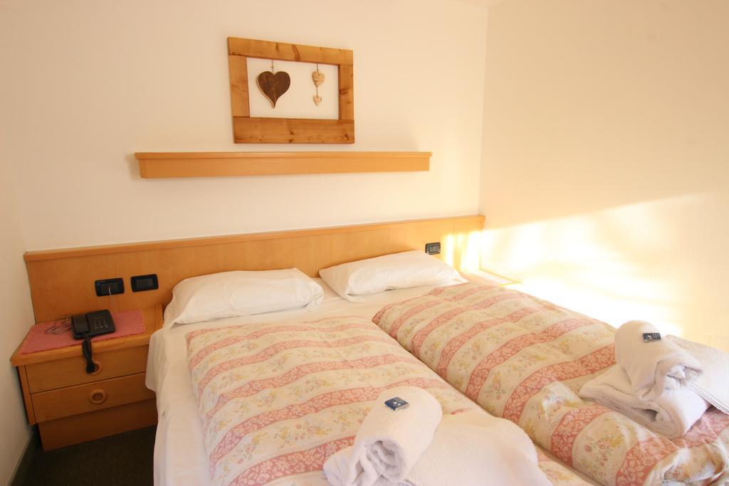 Hotel Rosalpina Soraga Zewnętrze zdjęcie